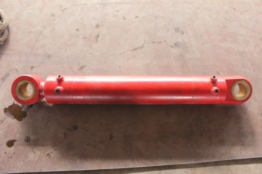 點擊查看詳細信息<br>標題：220截割頭伸縮油缸 閱讀次數(shù)：1841