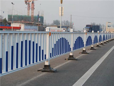道路護(hù)欄 道路護(hù)欄